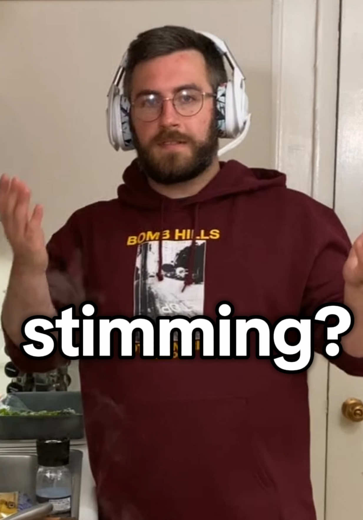 The WEEWEE cat is an icon js LMAO #barleytheburr #furry #twitch #funny #storytime 