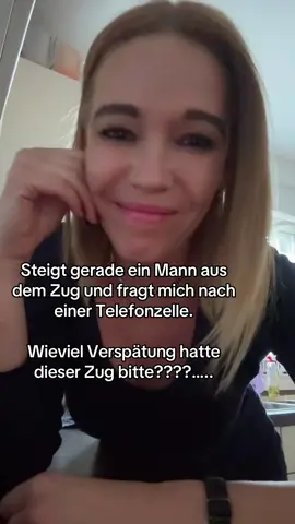 Telefonzelle? Gibt es die tatsächlich noch? 😅😂🤷🏼‍♀️ #humor #witzig #backtothe90s #haha #fy 