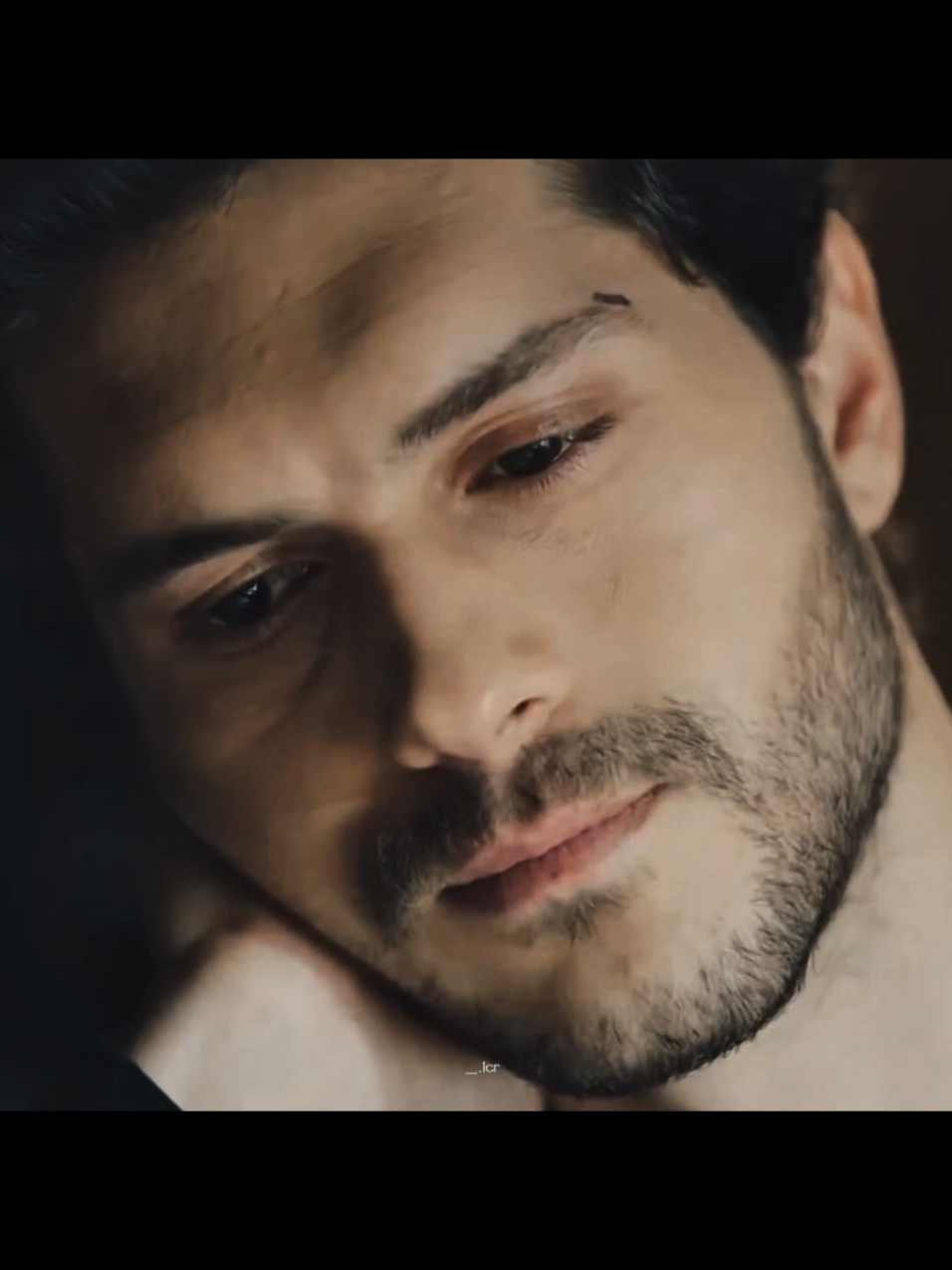 لـو يـوم 🖤❗🔥 #alperenduymaz #ayçaayşinturan #zemheri #fouryourpage #fyp 