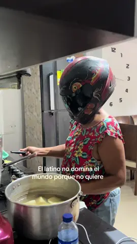 El latino no domina el mundo porque no quiere 😂😂 #fyppppppppppppppppppppppp #viral #latino 