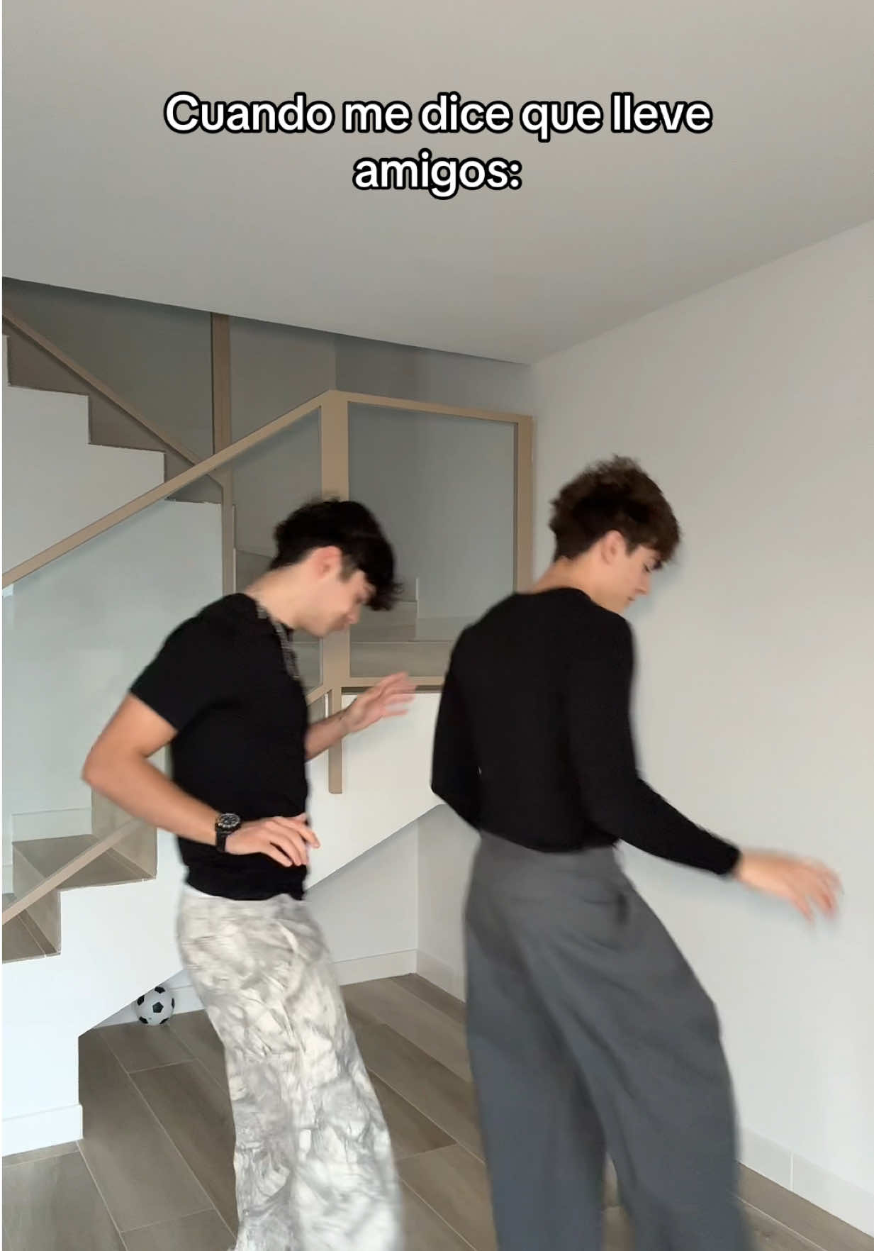 se buscan voluntarias por comentarios@Álvarito🐍 