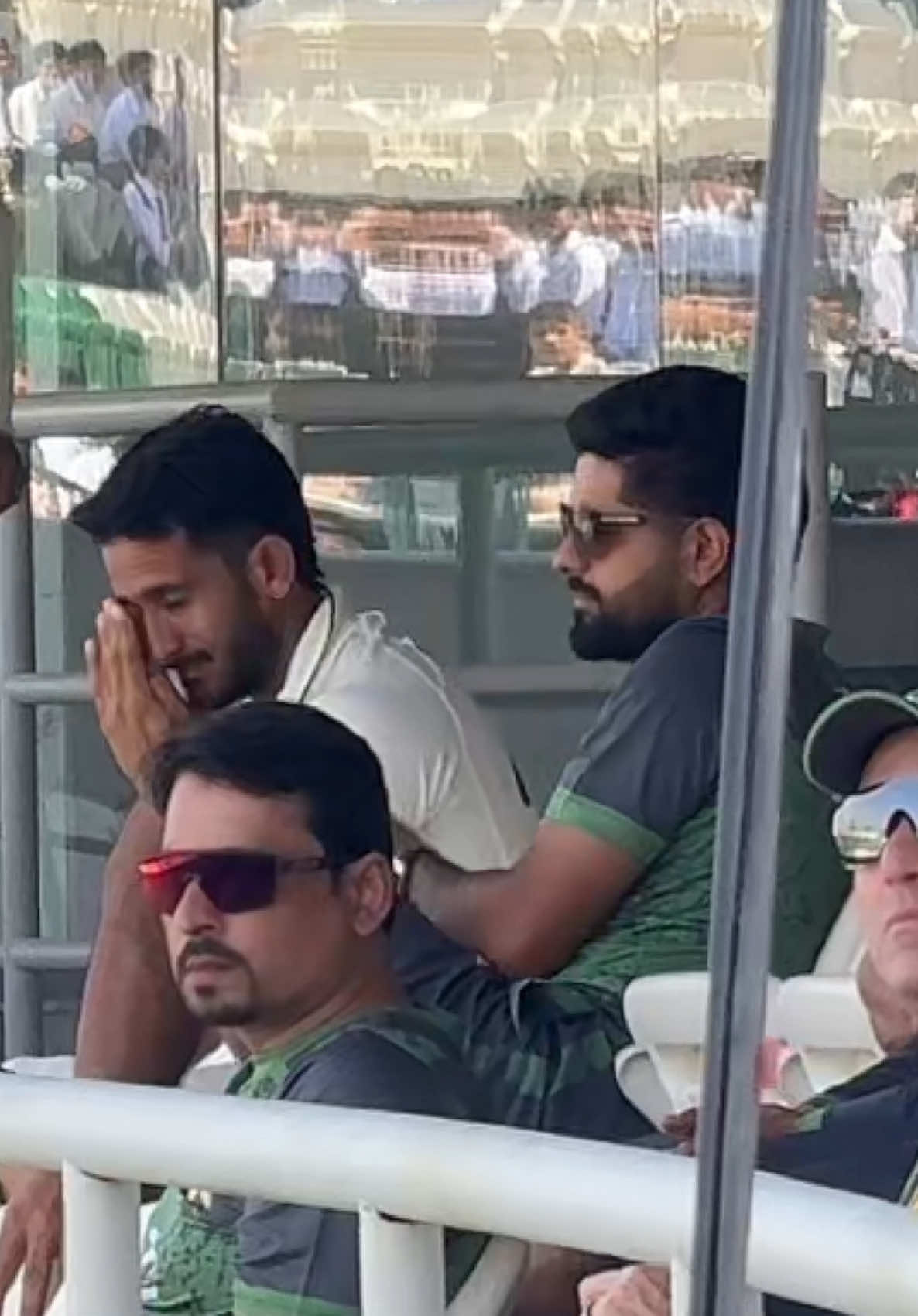 Stadium men babar babar k naary  #babar #pakistancricket #trendingvideo #hassan #pakvssa