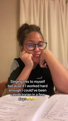 🤣😭 my dreams are just dreams #fyp #foryoupage 