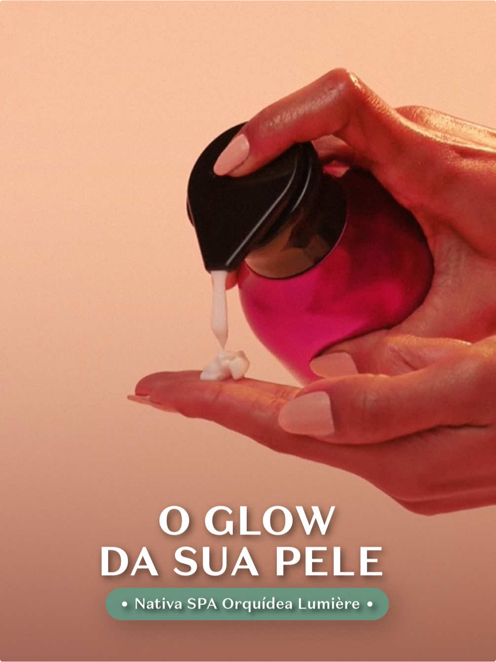 O glow perfeito existe e eu posso provar. 😎 Nativa SPA Orquídea Lumière entrega uma pele hidratada, perfumada e radiante a noite toda. ✨ Sinta todo esse brilho com #OrquideaLumiere. #oBoticario #GlowNativaSpa #PeleNativaSPA 