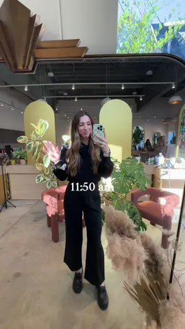 Such a cute and welcoming salon, i knew i would love Minnesota 🤍 #ditl #hairstylistlife #bts 