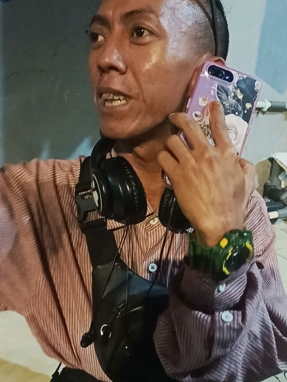 kebiasaan deh si ganteng🗿@Sukri starboy 