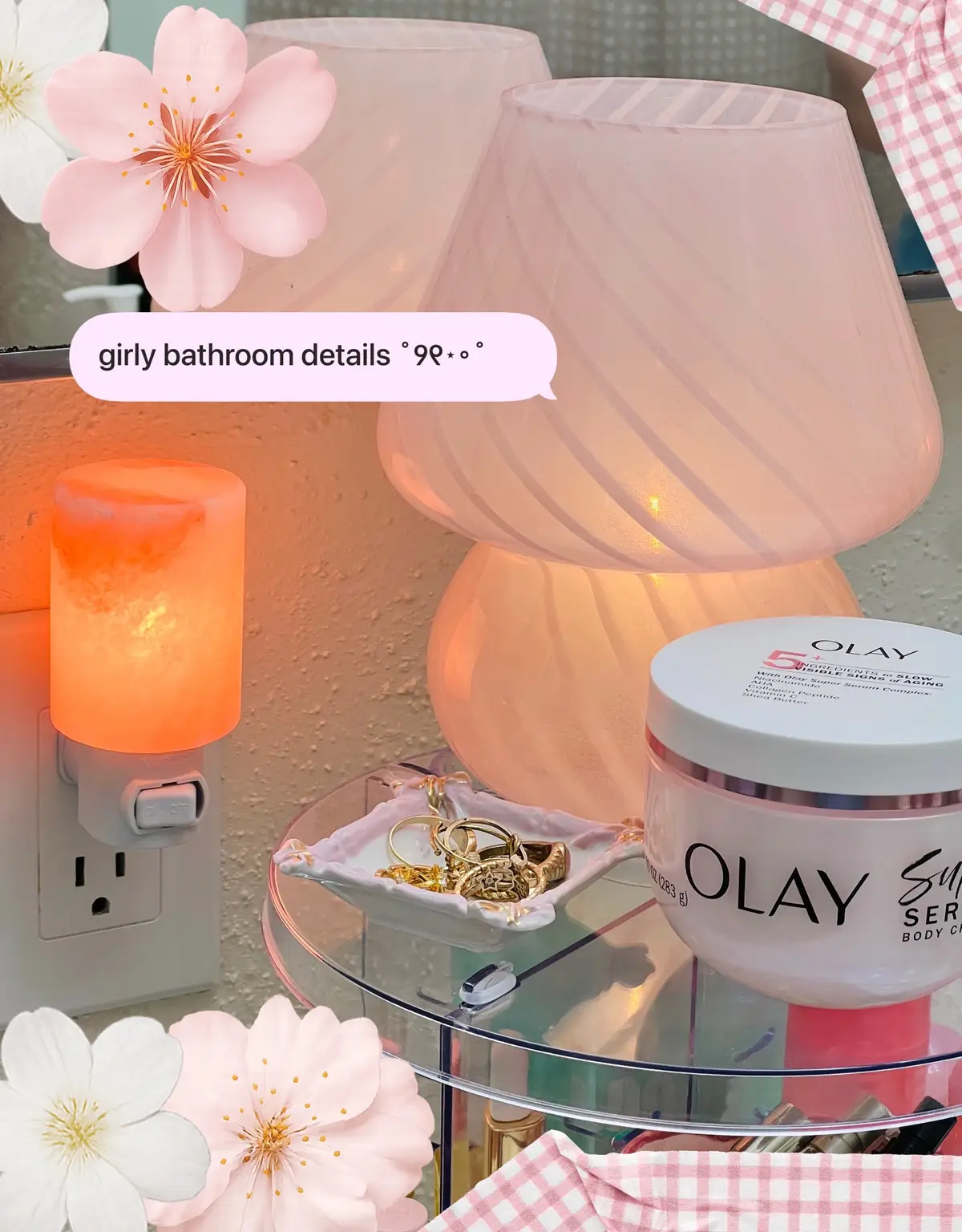 #bathroominspo #bathroominspiration #girlydecor 