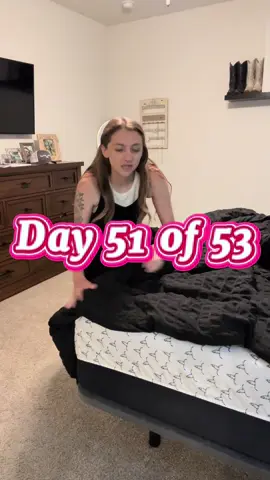 Hi it’s me, and my narrator. #narratortrend #narrator #MomsofTikTok #momlife #sahm 