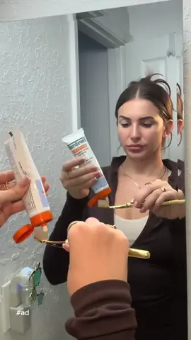 Bad breath? Not on our watch👀 TheraBreath Whitening Toothpaste neutralizes the source of bad breath* ✨ @reallyemely Shop @amazon #therabreath #SwishyTime #healthysmile #badbreath #freshbreath #oralhealth #oralrinse #morningroutine #teethtok #therabreathtoothpaste #dentistformulated #whitening *in laboratory tests
