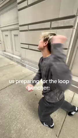 watch out #looppuncher#chicago 