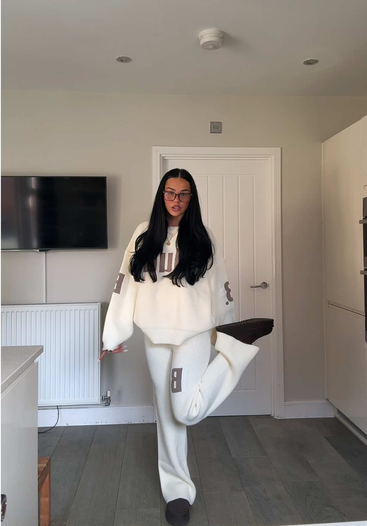 was meant to post this yesterday but just wanted to show my outfit🤭 @Bluulimited #fyp #OOTD 