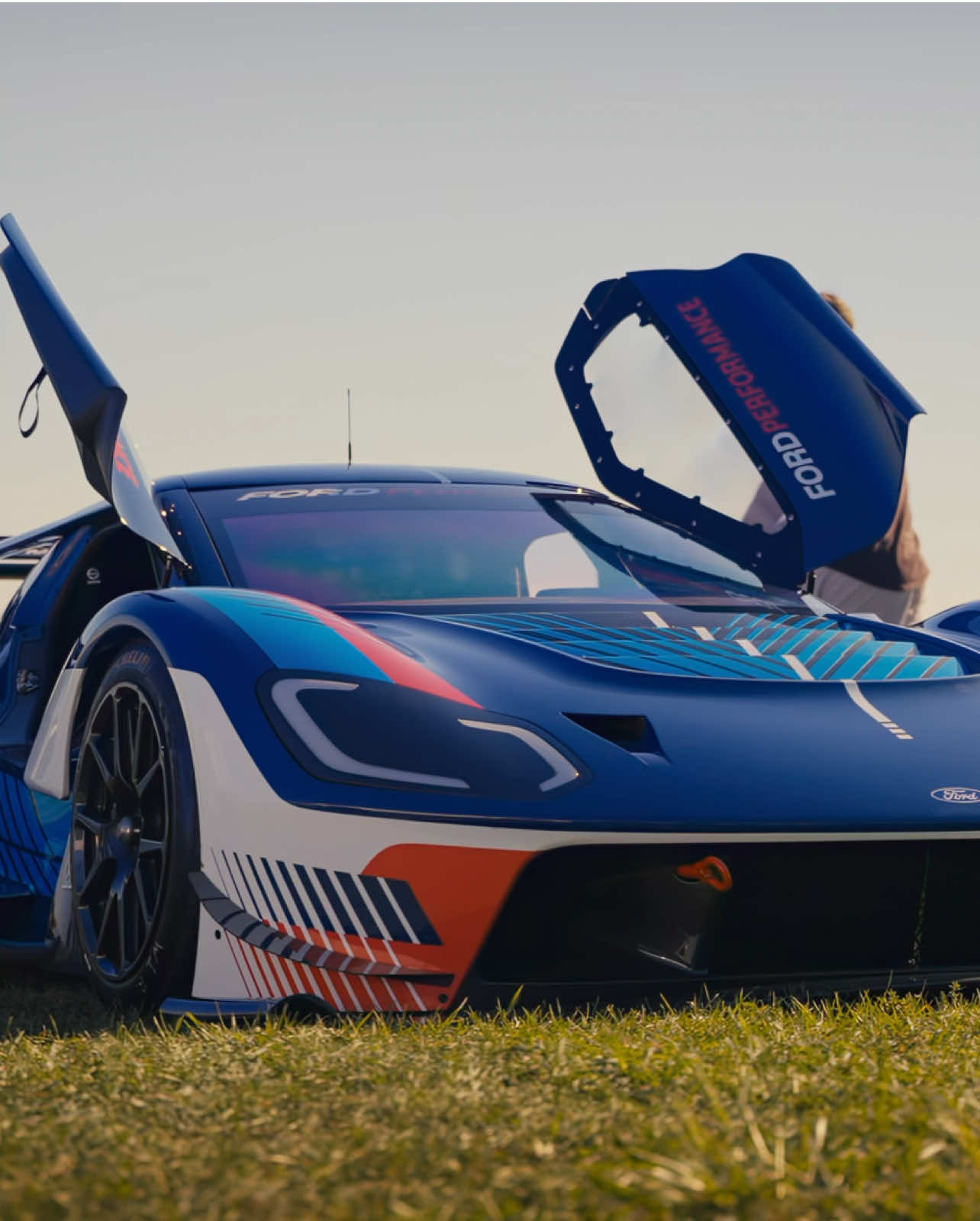 Such an insane and beautiful to car to see right next to the ocean behind Fort Adams.  #cars #ford #gt #fordgtmkiv #fyp 