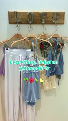 Eveything I tried on at Mora Girls Boca 🌺🫶🏽🌴🤍 #moragirls #haul #beachyclothes #beachtownvibes 