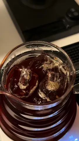 #coffeelover #icedcoffee #coffeetime #fyp #v60 