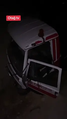 Kozan'a bağlı Ergenuşağı Köyü'nde bir elektrik şirketine ait vinç devrildi. Edinilen bilgilere göre, taşeron bir firmaya ait olduğu öğrenilen vinç, çalışma esnasında henüz belirlenemeyen bir nedenle devrildi. Kazada iki kişi yaralandı. Yaralılar, olay yerine çağrılan ambulanslarla Adana ve Kozan Devlet Hastanesi’ne kaldırıldı. Olayla ilgili jandarma ekipleri inceleme başlattı. #kozan 