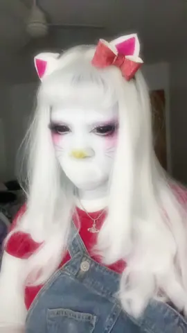 Lore accurate hello kitty? 🤞🏾#31daysofhalloweenmakeup #halloween2025 #sanrio #hellokitty #hellokittycosplay