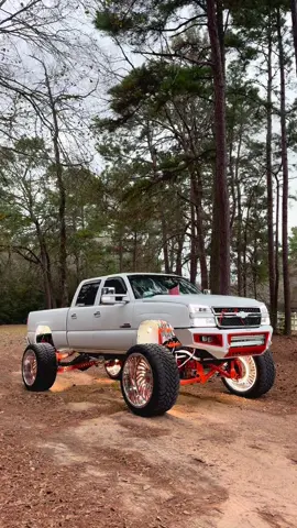 Grab y’all a set of the crows foot they work great in the engine bay! #foryoupage #trucktok #chevy #showtruck #foryou 