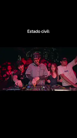 Esto es un ratitoooo @Bad Bunny  - - - - - - - - #badbunnypr #unveranosinti #reggaeton #monterrey #mexico 