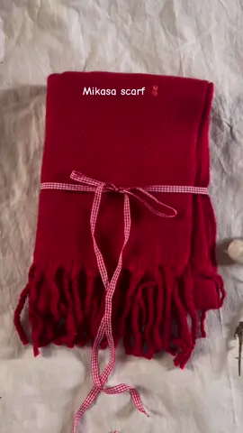 مثلا هيجي هدية ❤️🥳؟ السعر ١٠ فقط #سكارف #هجوم_العمالقة #AttackOnTitan #mikasa #scarf