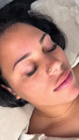 Natural volume lashes 🖤 #frankfurt #lashes #fyp #fürdich #wimpern 