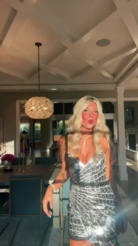 i still have so many hoco tiktok’s to post so beware 