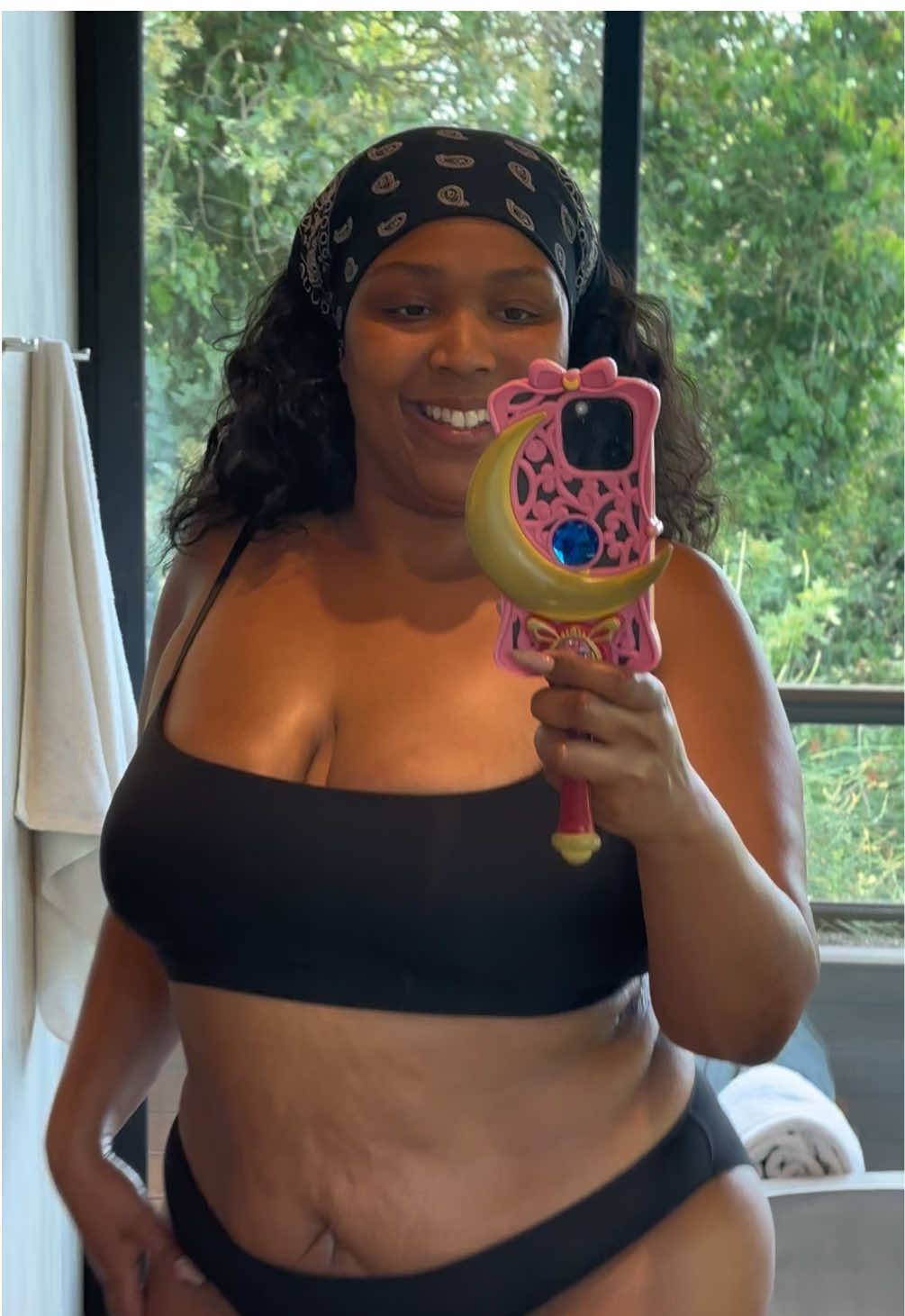 Body yitTEA☕️ go to @YITTY right now ! You won’t regret it #stretchyfit 