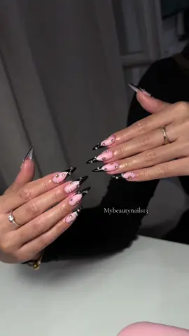 Prise de rdv sur IG : mybeautynails13