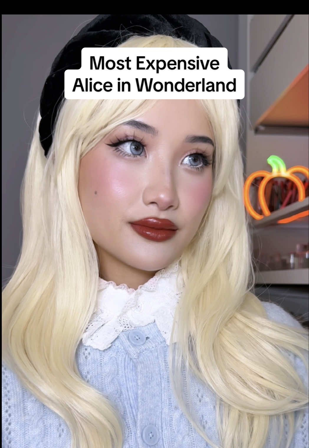 I promise this is the most expensive Alice in wonderland has ever looked and felt 🤣🥴🫡 #makeupreview #unboxing #aliceinwonderland #holidaygifts #makeuptutorial 