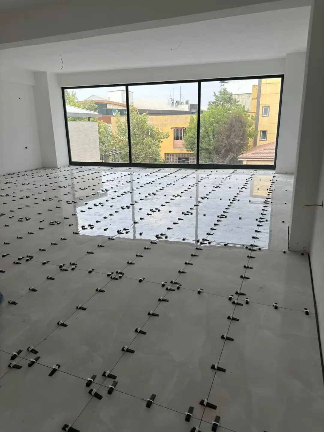 الحمدلله بنشتغل ومعلمين من أيام ما اهلك كانوا بيخافوا عليك من الطريق فامتجيش تعيشها علينا  الله غالب 👑☝🏻