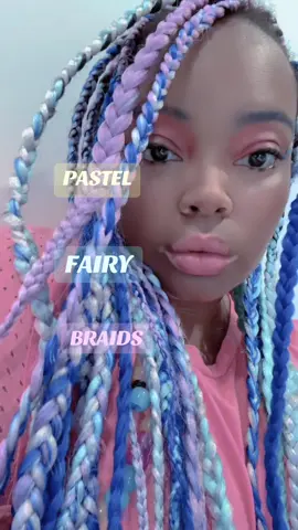 ba$ha to the chat 😍🩵🩷🤍#fairybraids 💋 #fairydust #pastelbraids #scenebraids #bluehair #bluebraids  #vitiligo #makeup 