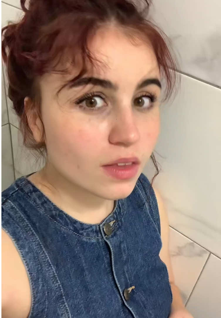 These hiccups KILLED #whendidyougethot #sabrinacarpenter #hiccups #lipsync #cute 
