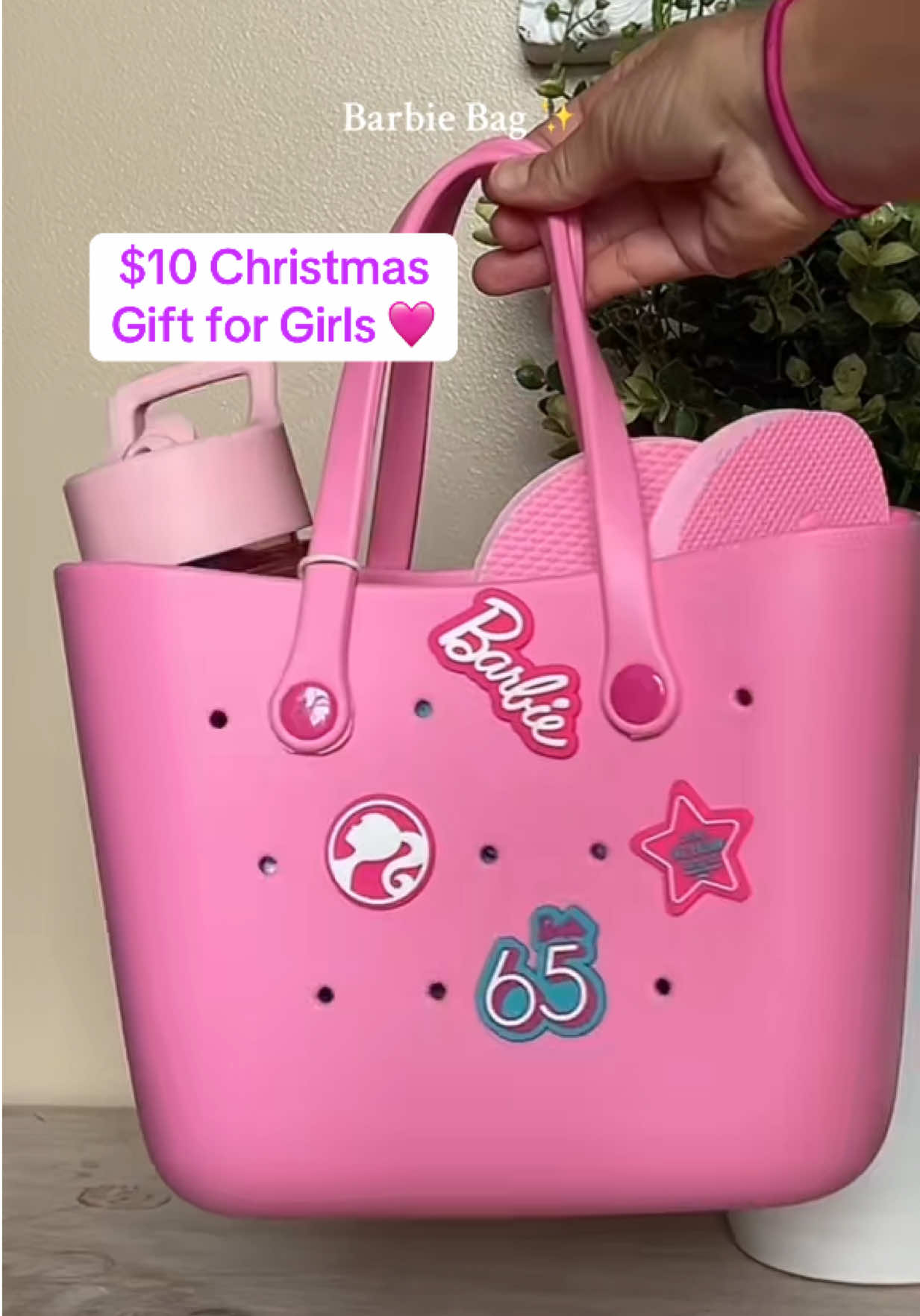 Still my daughters favorite bag! #christmasgiftideas #barbiebag #miniso @MINISO United States #tiktokshopcreatorpicks #christmasgifts 