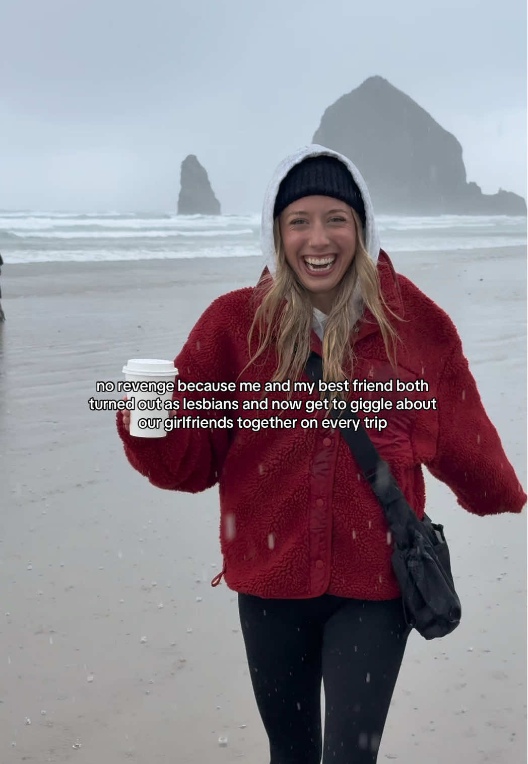 Rainy beach days and giggling about our girlfriends together?? Okay!!! #wlw #wlwtiktok #wlwtiktok🏳️‍🌈 #lgbtqtiktok #sapphic 