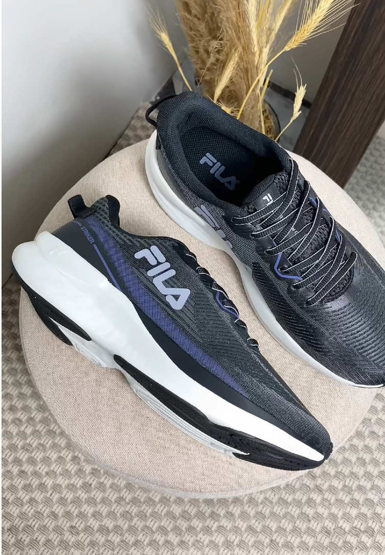 FILA STRIKER 🔥