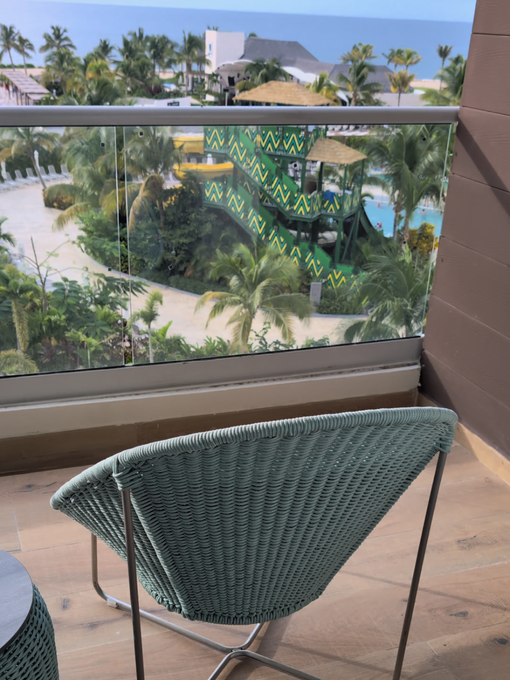 I booked a room with a balcony  #hotelroom #balcony #princessjamaica  #fyp