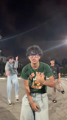 new trio?👀 @Yas @paultooreall #tackyz #trio #funnyvideo #dance 