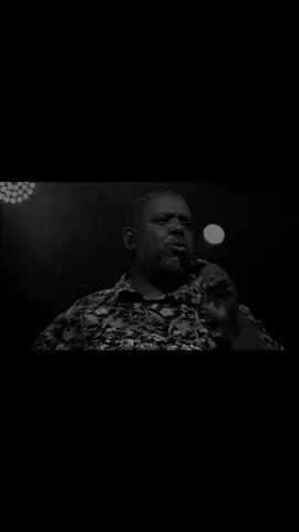 fui mais um nas suas mãos  -  #pericles #atequedurou #pagode #pagoderomantico #legenda 