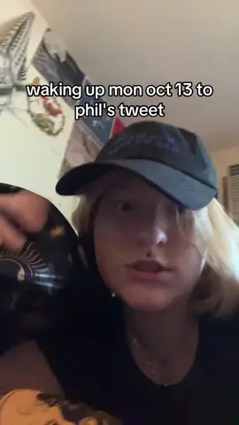i feel like im in a hospital waiting room while my wife gives birth #danandphil #phupload #phrebrand 