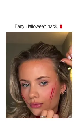 The perfect makeup for Halloween 🐺🩸 @Embla Wigum #halloweenmakeup 