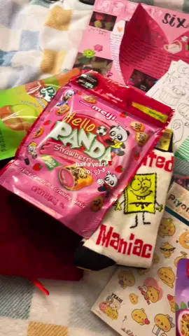 ft / a not so good stop motion ꒰  ྀི◞͈ ๑ ◟͈ ꒱っ i had sm fun making dis >< #artist #t4t #giftmaking 