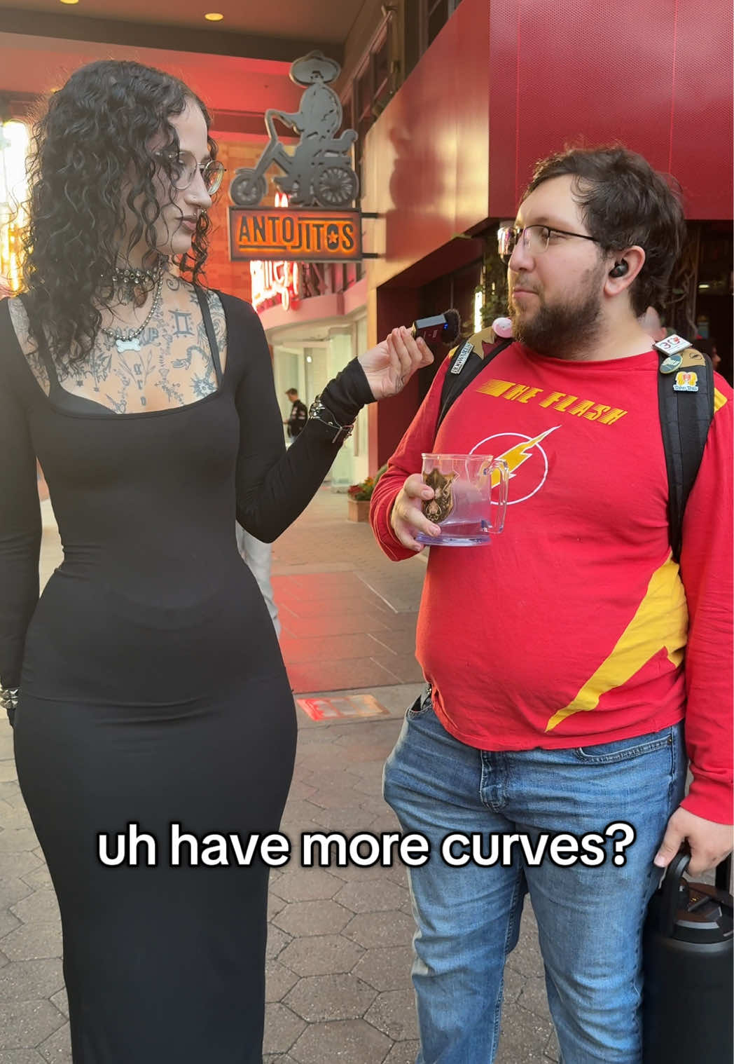 the flash likes em juicy 🙂‍↔️ #interview #dating #viral #fyp #funny 