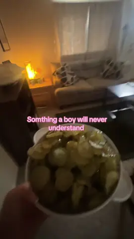 I love my pickles #girlthings #pickles #ilovepickles #foryoupage #fyp 