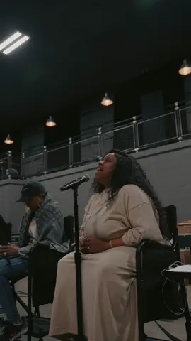 Real, Uncut footage of me preparing for tour.. WOW. Which city am I seeing you in?👀