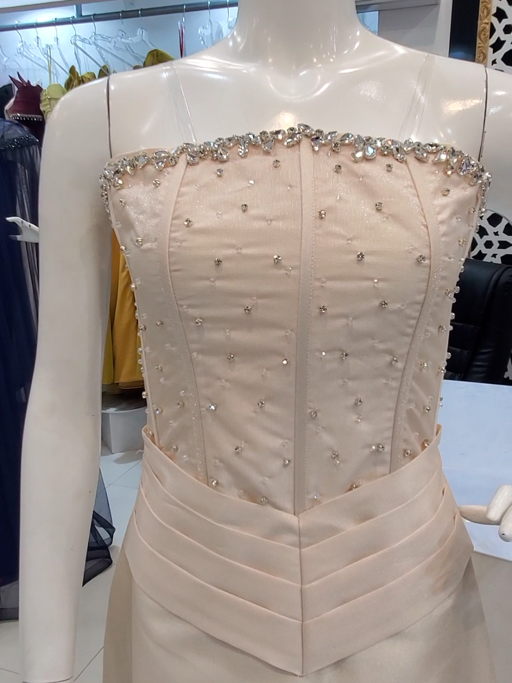 #فساتين_ناعمة #فساتين_زفاف #فساتين_سهره #اكسبلورexplore 