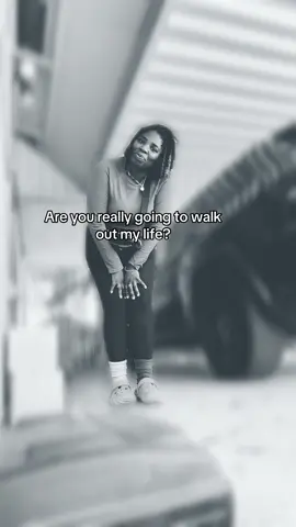 👀👀😂😂😂Yes. #idontchaseicreate™️ 