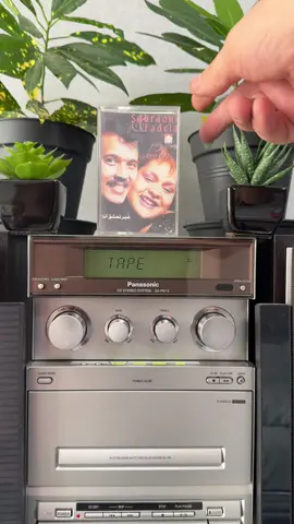 ABONNE-TOI - SUBSCRIBE ✅ Un petit clic pour toi, un grand pas pour ma chaîne 🙏🏻 ! #retromaghrebsounds #cassette #chaabi #fyp #raï 