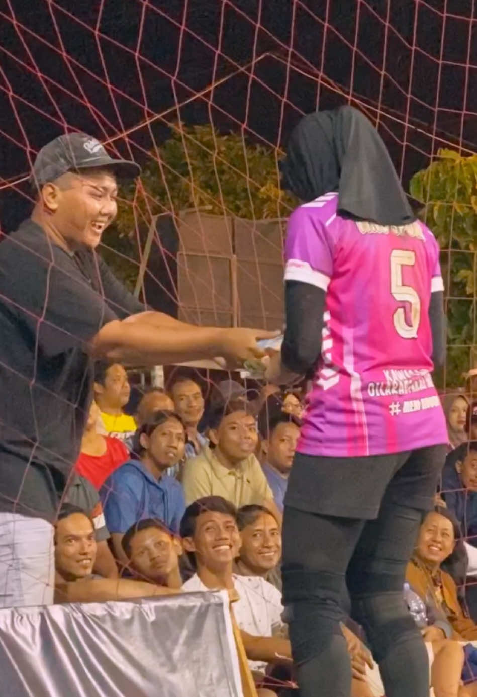 @Halimatus Sakdiyah kak sak diyah dooooor || #ngimbangan #ngimbangancup #tariksidoarjo #ngimbangancup3 #kalimatitarikvolly 