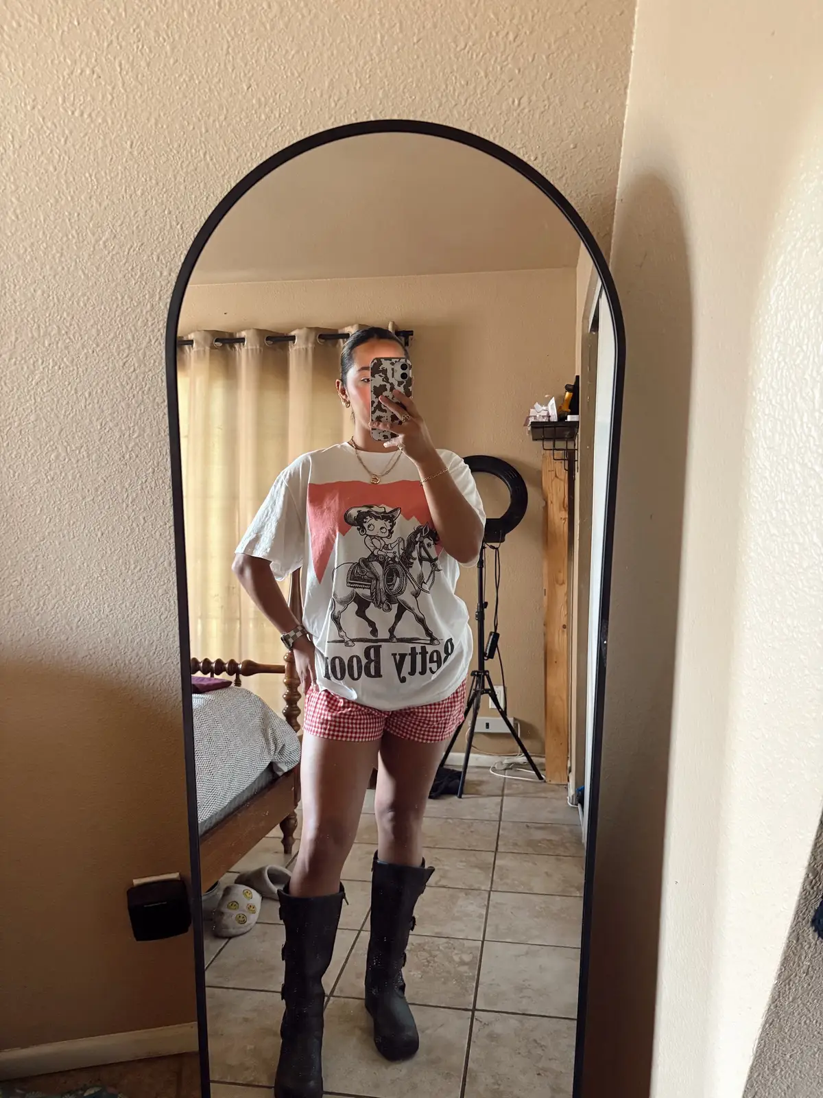 @onequince @Ross Dress for Less @Walmart @UGG® @YeeZaa @target @abercrombie @SHEIN @Fabletics @Five Below  #cuteoutfits #outfit #ootdfashion #fallfashion #falloutfits 