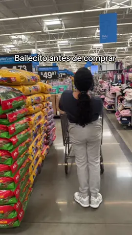 Bailecito 🤣#humor #risa #vira #viralvideo #paratiiiiiiiiiiiiiiiiiiiiiiiiiiiiiii 