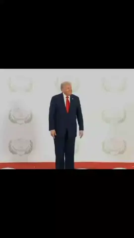 🇺🇲🤝🏽🇮🇶👍🏼